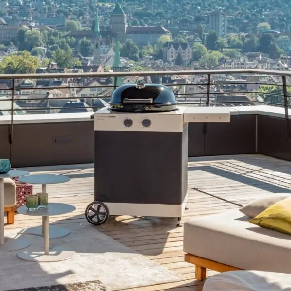 Outdoor Chef Arosa 570 G TEX Gas Kettle Barbecue - Image 2