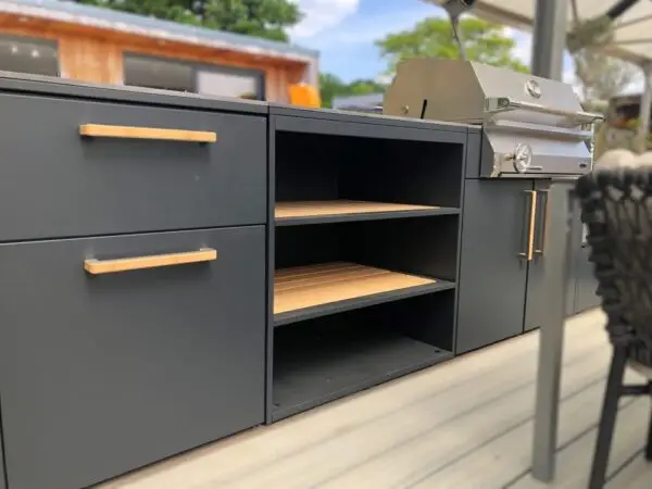 Brabura Outdoor Kitchen - Image 3