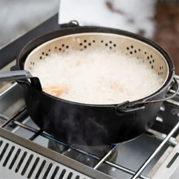 Camp Chef 12" Fry Pot - Image 4