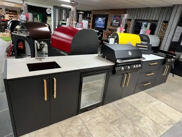 Brabura Outdoor Kitchen