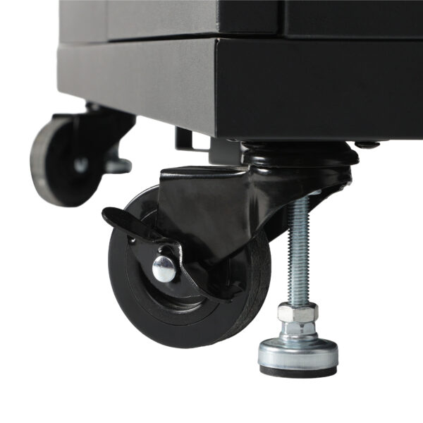 Packshot Sink Unit Wheels