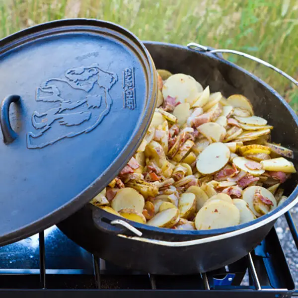 Camp Chef 16" Classic Dutch Oven - Image 2
