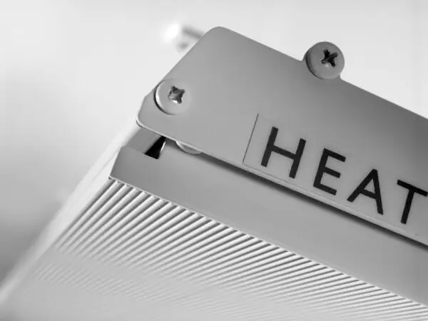 heatstrip elegance detail 2 2 1